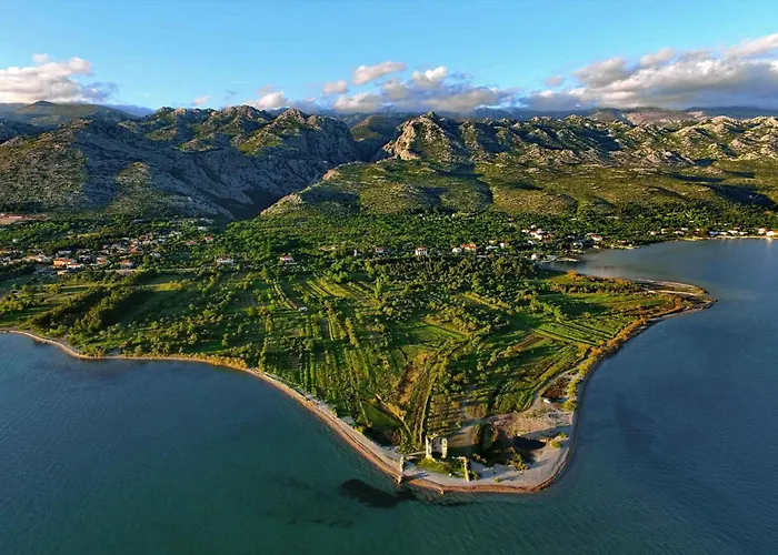 Апартаменты In Starigrad-paklenica 6819 Стариград-Пакленица