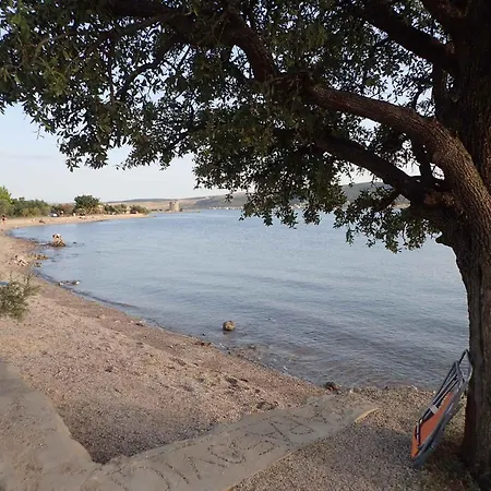 In Starigrad-paklenica 6819 דירה *